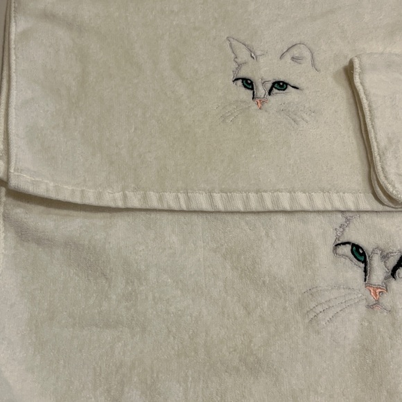 R.A. Briggs VTG White Towel Set of 3 Cat Face Print read description. - Picture 5 of 12